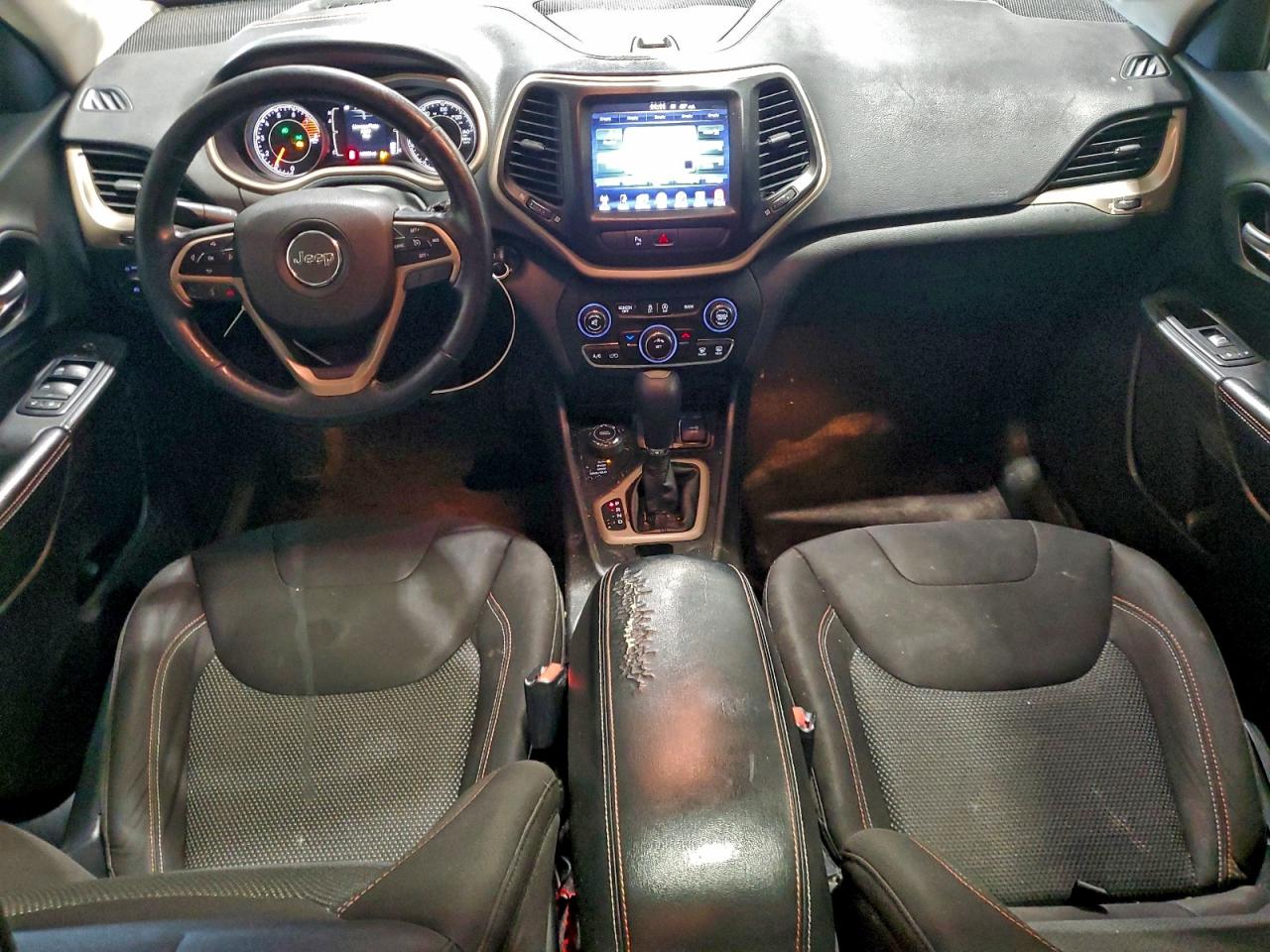 2016 Jeep Cherokee Latitude VIN: 1C4PJMCS5GW292879 Lot: 94069225