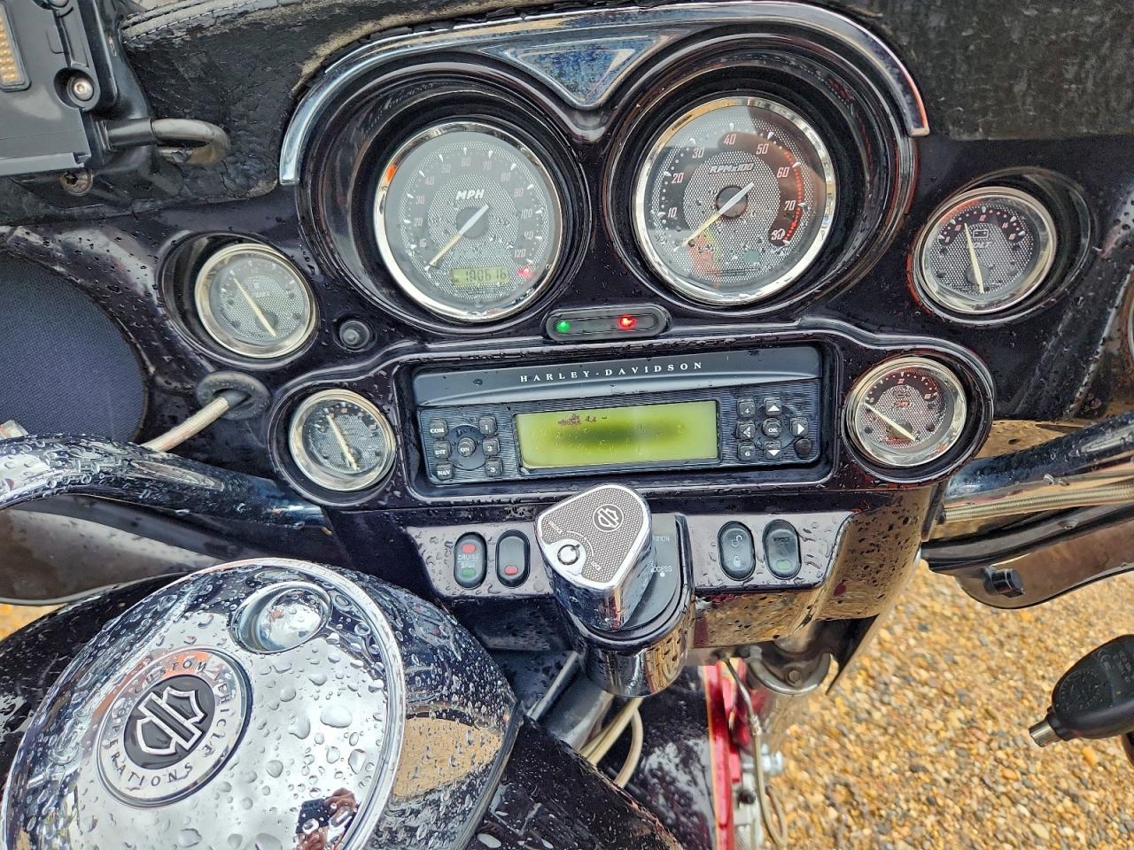 2011 Harley-Davidson Flhtcuse6 VIN: 1HD1PR819BB953779 Lot: 94521485