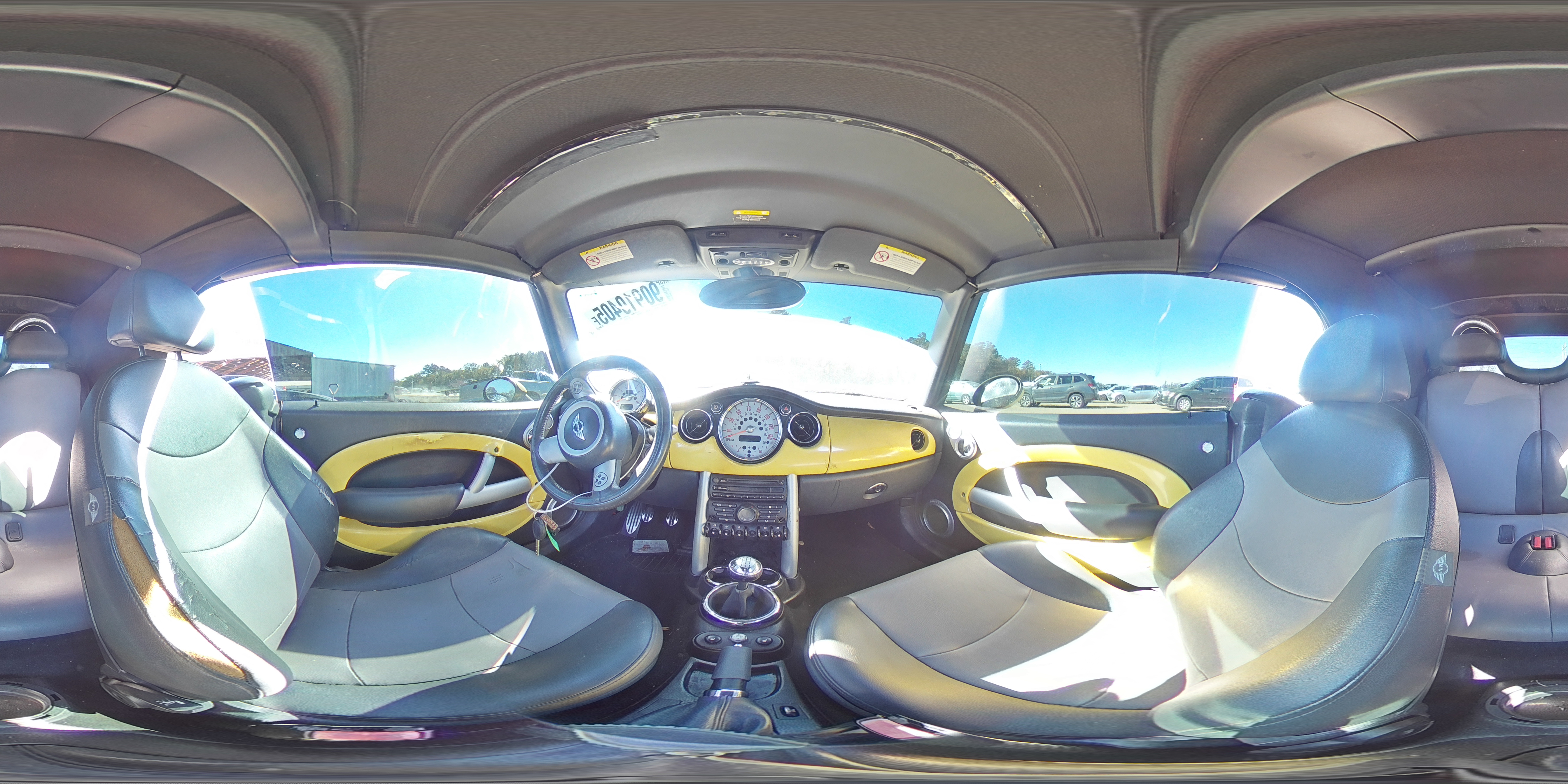 2005 Mini Cooper S VIN: WMWRH33415TF81241 Lot: 90910405