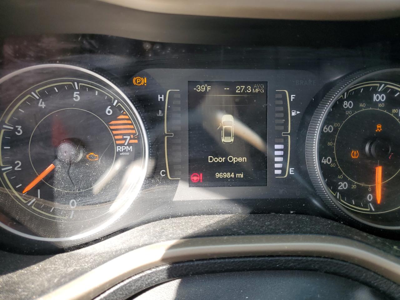 2016 Jeep Cherokee Latitude VIN: 1C4PJLCB4GW200638 Lot: 93070255