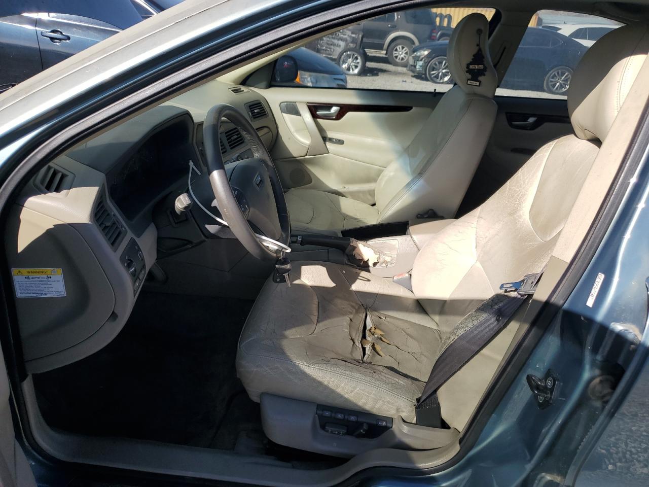 2002 Volvo S60 2.4T VIN: YV1RS58D922152561 Lot: 92140865