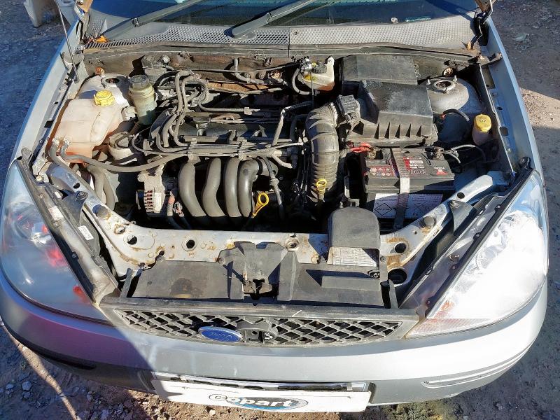 2004 FORD FOCUS ZETEC AUTO 