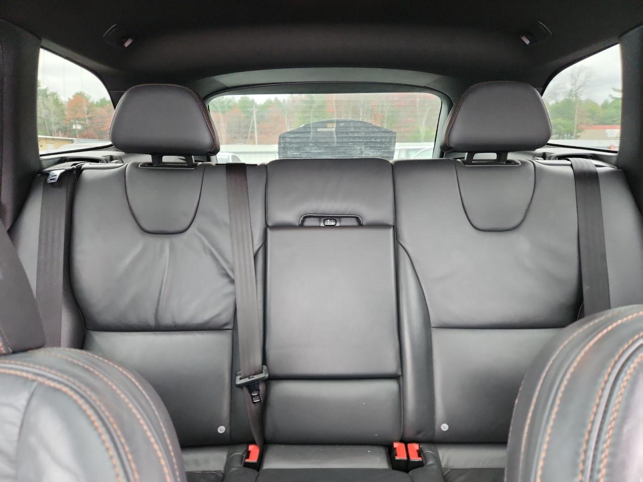 2015 Volvo Xc60 T6 Platinum VIN: YV4902RM3F2634907 Lot: 92790355