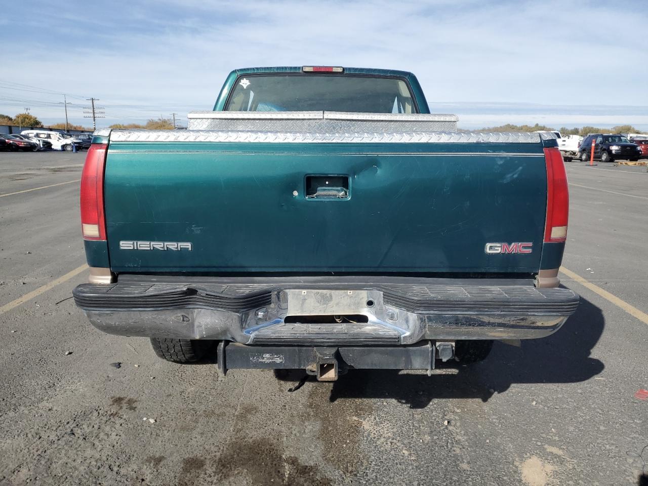 1998 GMC Sierra K1500 VIN: 1GTEK19R6WR509053 Lot: 90679595