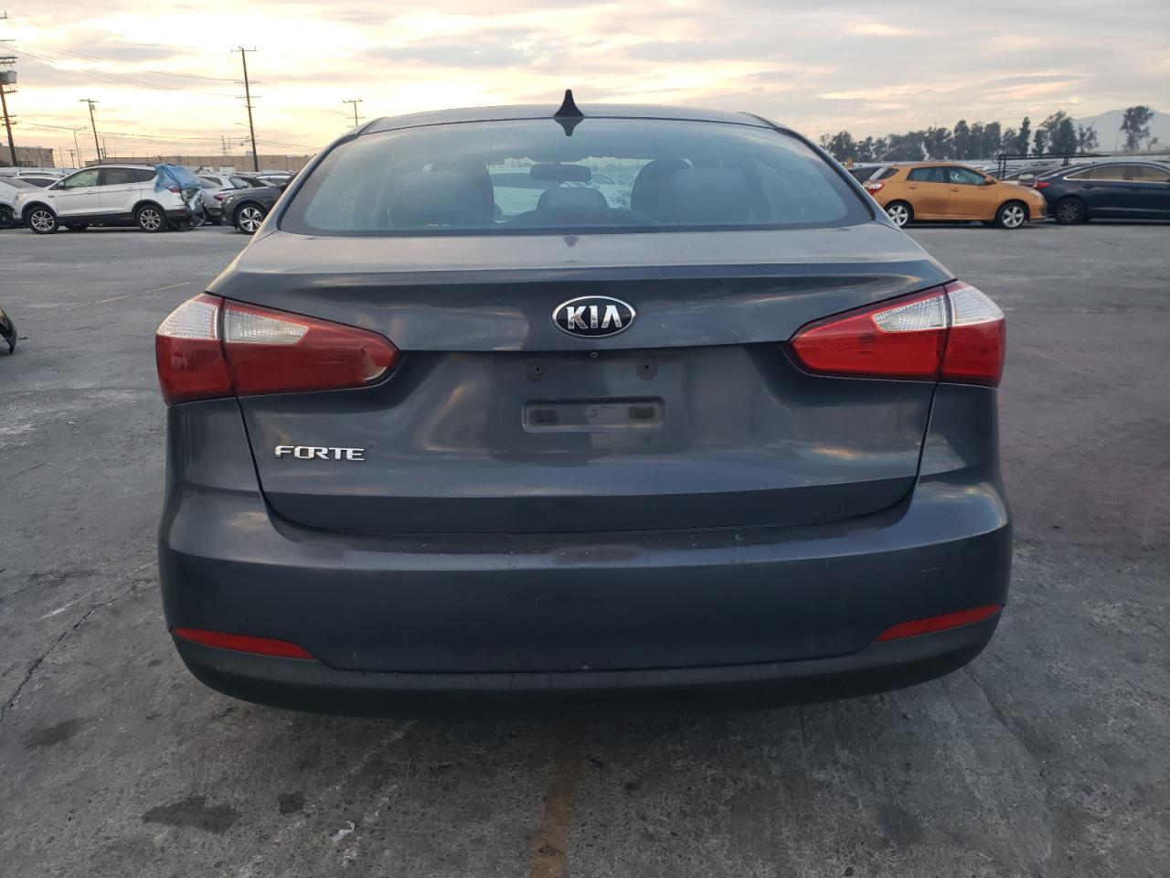 2016 Kia Forte Lx VIN: KNAFX4A64G5552501 Lot: 92675925
