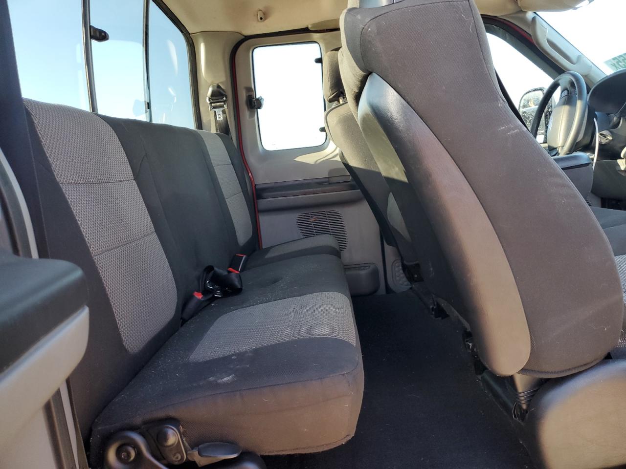 2005 Ford F250 Super Duty VIN: 1FTSX21515EA71874 Lot: 90693555