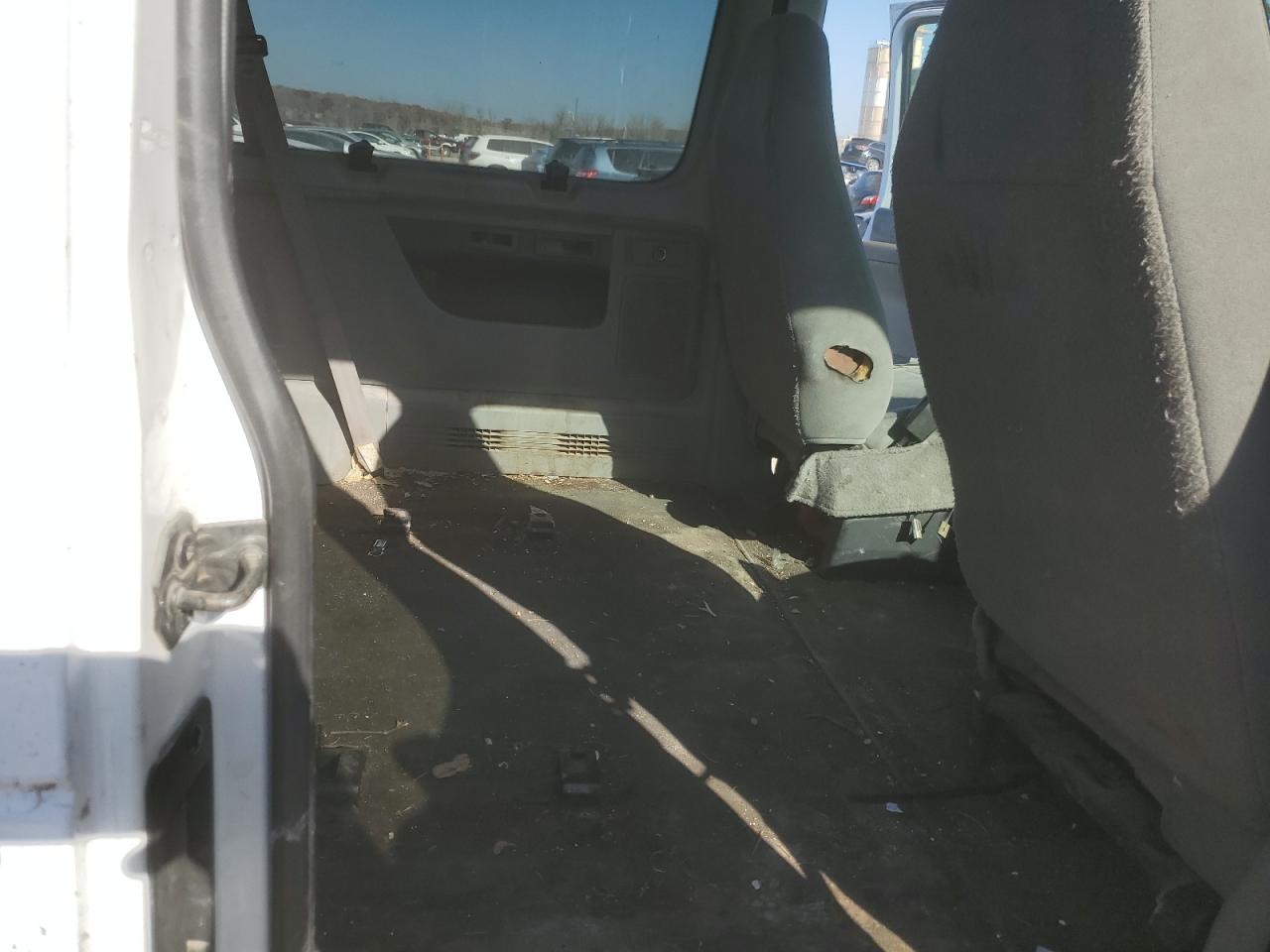 2007 Ford Econoline E350 Super Duty Wagon VIN: 1FBNE31L37DB15474 Lot: 92823215