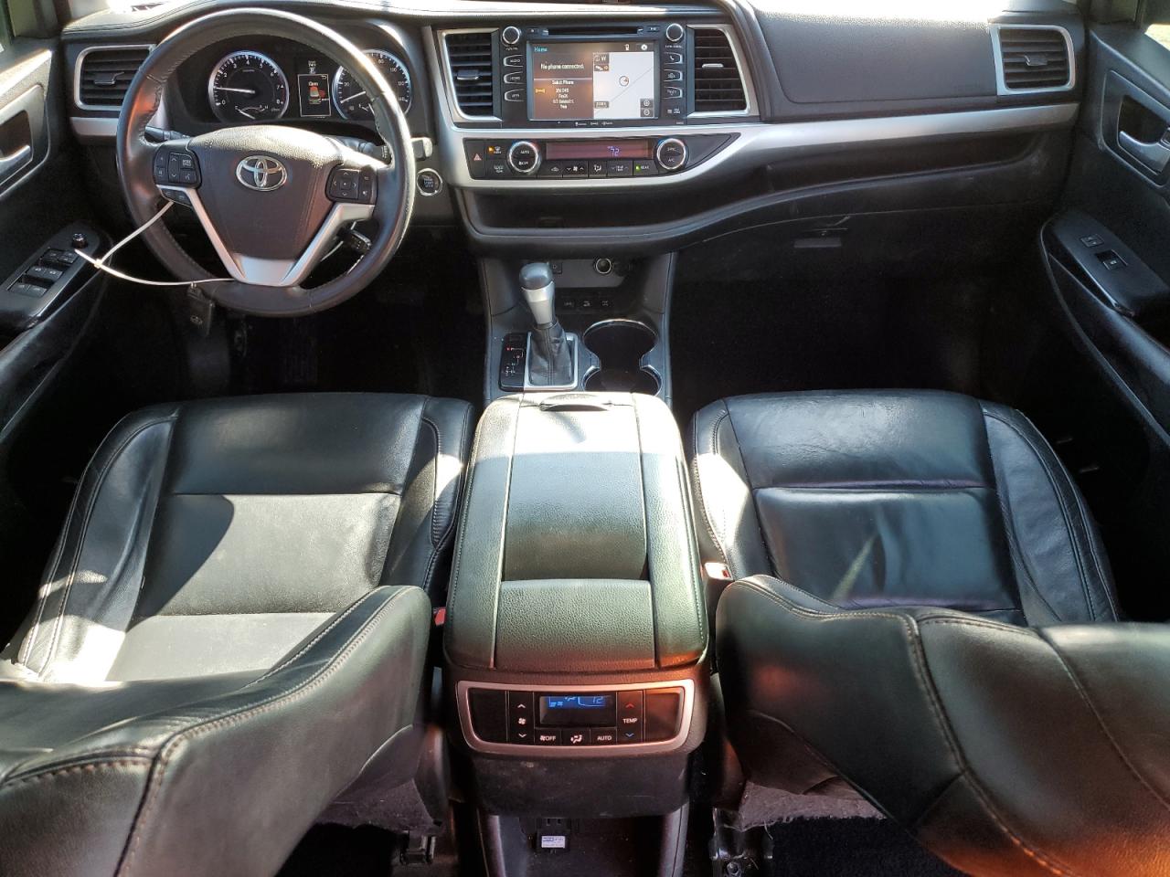 2016 Toyota Highlander Xle VIN: 5TDJKRFH6GS350045 Lot: 90997935