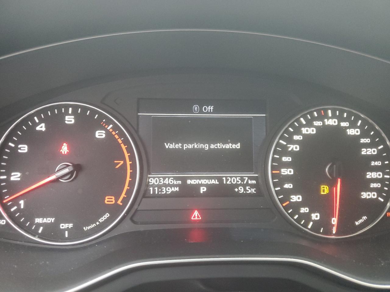 2019 Audi A4 Komfort VIN: WAUANAF42KN009498 Lot: 90817335