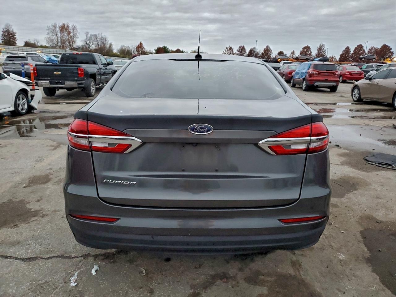 2019 Ford Fusion S VIN: 3FA6P0G74KR190242 Lot: 93396545