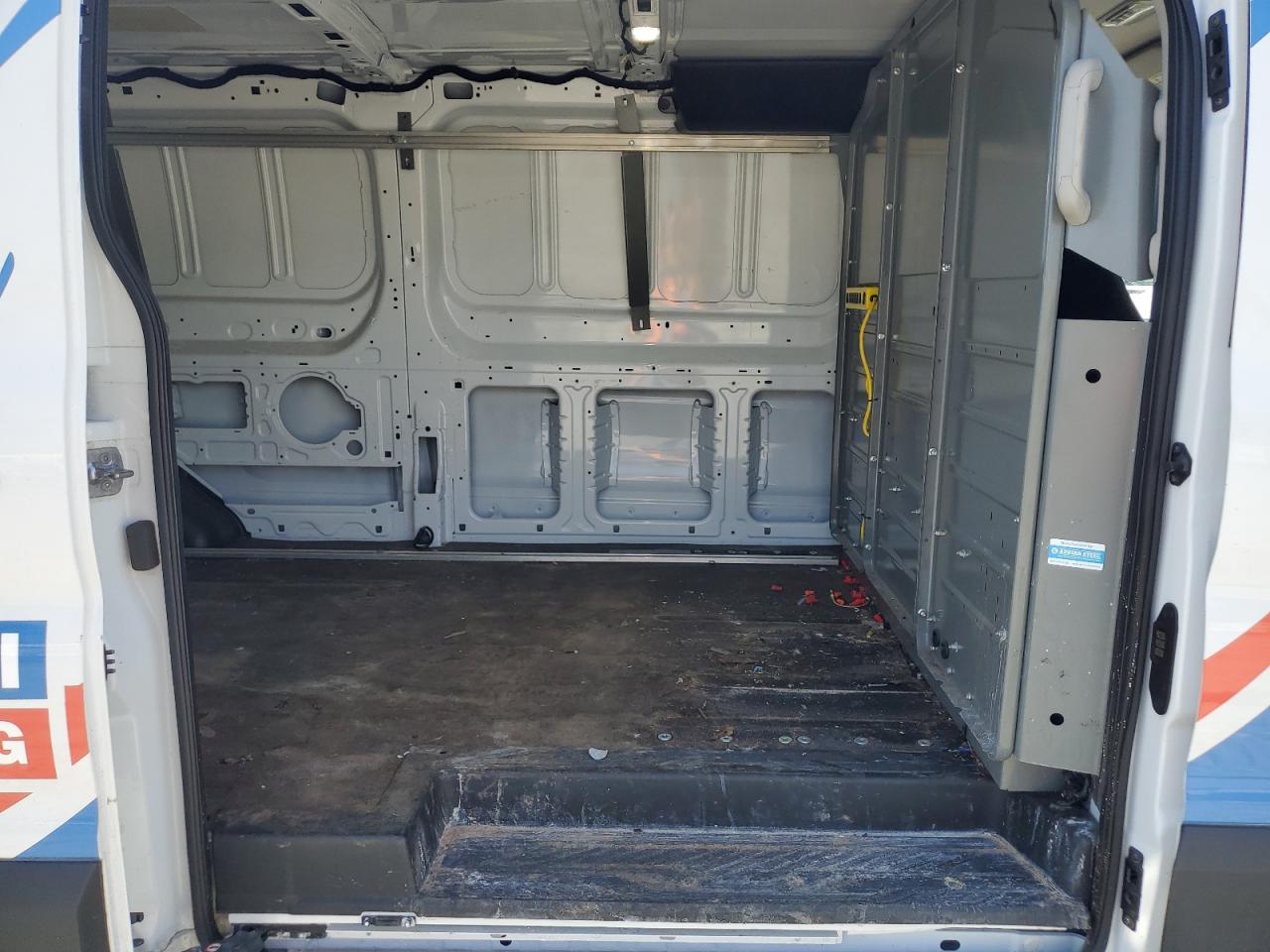 2020 Ford Transit T-150 VIN: 1FTYE1Y89LKA52840 Lot: 92209215