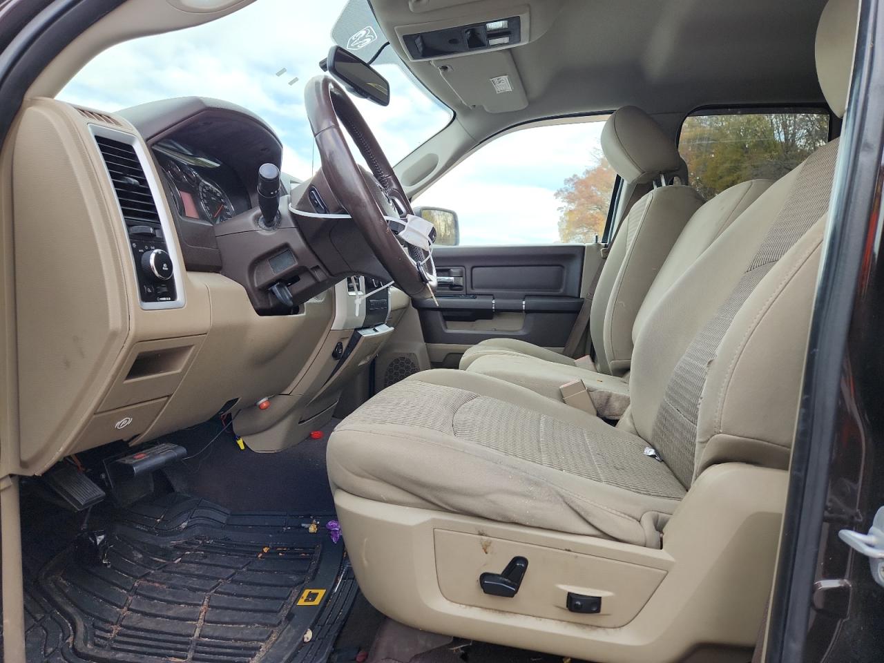 2011 Dodge Ram 1500 VIN: 1D7RV1GT1BS515875 Lot: 91687305