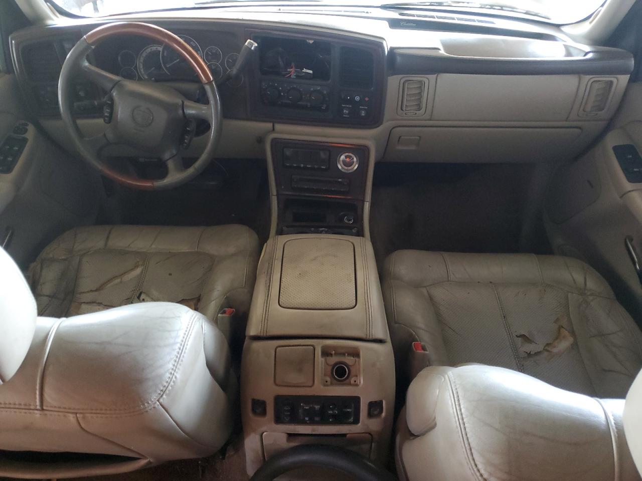 2002 Cadillac Escalade Luxury VIN: 1GYEK63N82R139599 Lot: 85431565