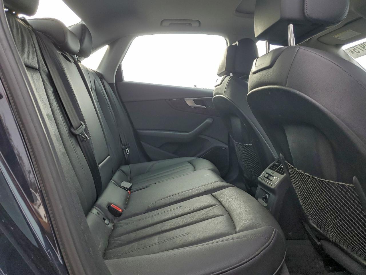 2017 Audi A4 Premium Plus VIN: WAUENAF4XHN065876 Lot: 81039975