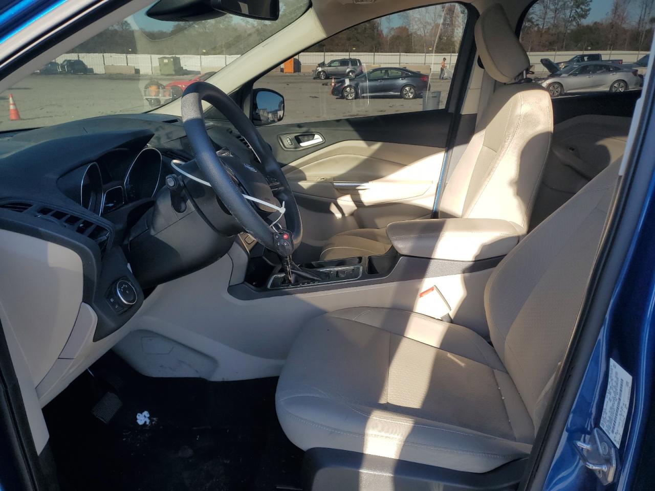 2018 Ford Escape Se VIN: 1FMCU0GD8JUC62381 Lot: 92321145