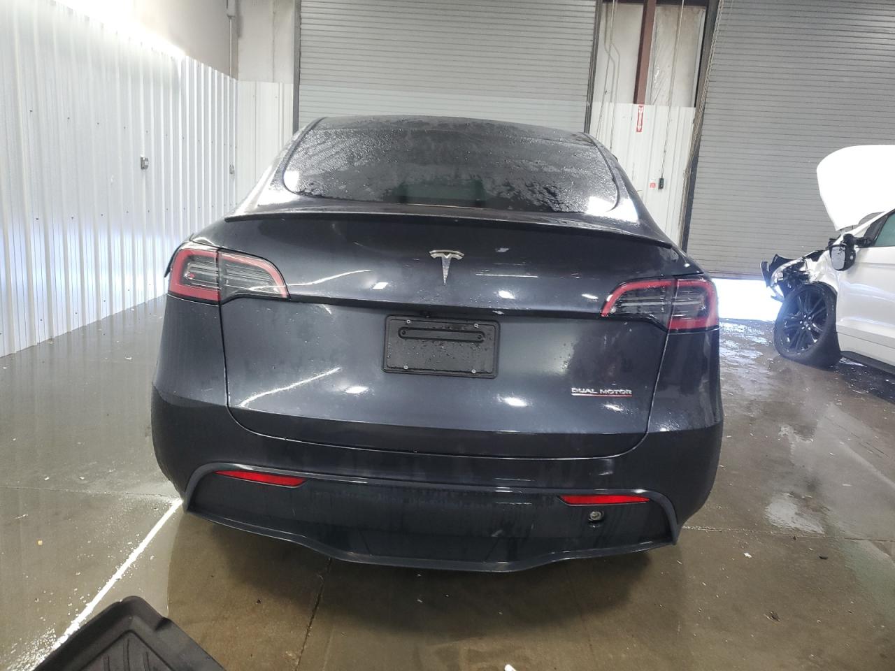 2025 Tesla Model Y VIN: 7SAYGDEF8SF312075 Lot: 86266475