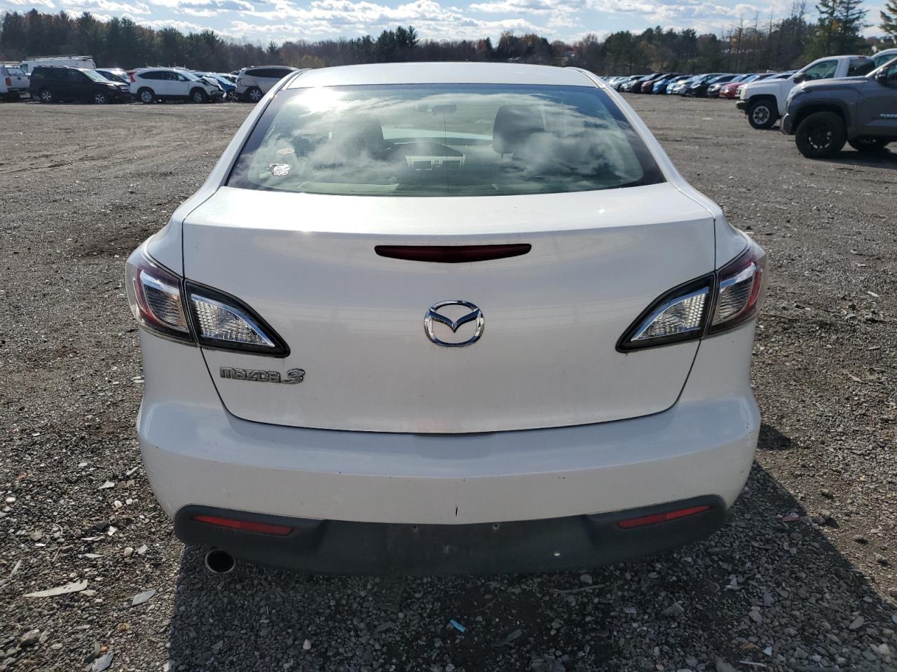 2011 Mazda 3 I VIN: JM1BL1VGXB1380425 Lot: 92133465
