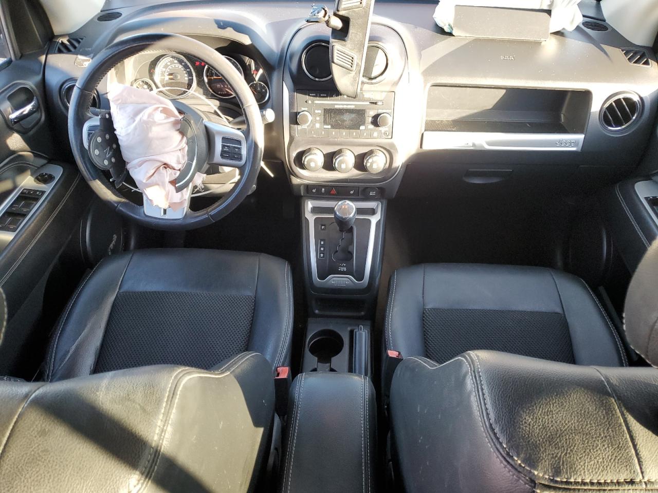 2016 Jeep Compass Latitude VIN: 1C4NJCEA9GD619978 Lot: 92174055