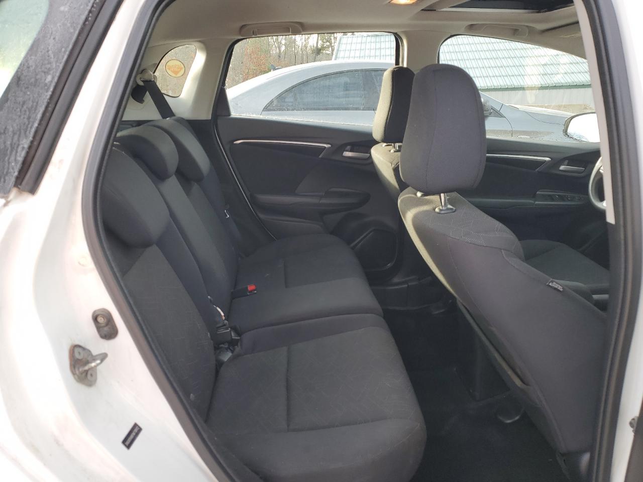 2015 Honda Fit Ex VIN: 3HGGK5H86FM778472 Lot: 92874065