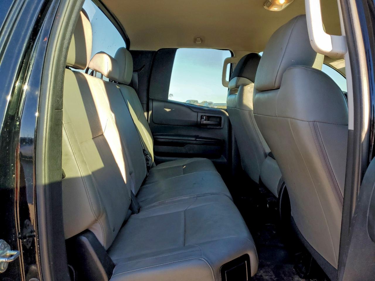 2016 Toyota Tundra Double Cab Sr VIN: 5TFRM5F19GX102214 Lot: 92593595