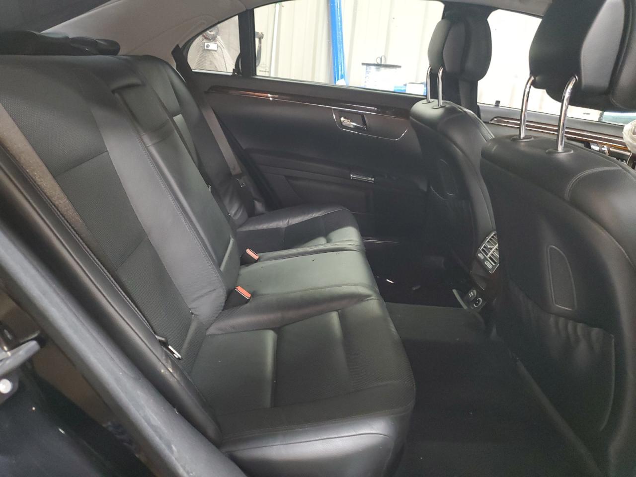 2010 Mercedes-Benz S 550 4Matic VIN: WDDNG8GB5AA320004 Lot: 92899585