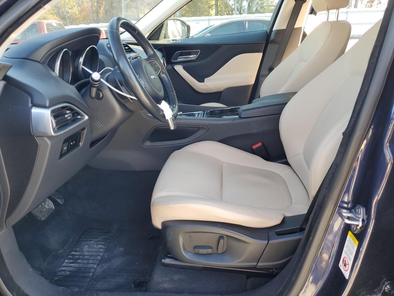 2017 Jaguar F-Pace Premium VIN: SADCJ2BV2HA881289 Lot: 93283785