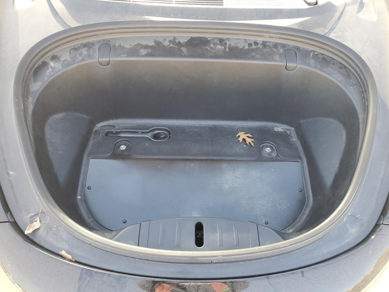 2018 Tesla Model 3 VIN: 5YJ3E1EB0JF074794 Lot: 92131625