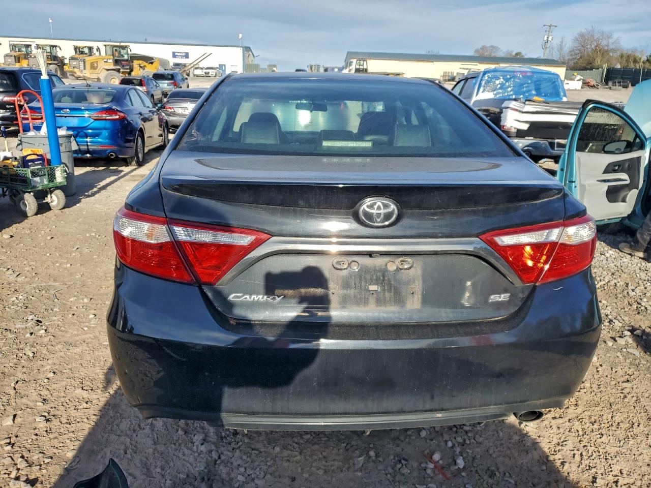 2016 Toyota Camry Le VIN: 4T1BF1FK7GU169677 Lot: 94083425