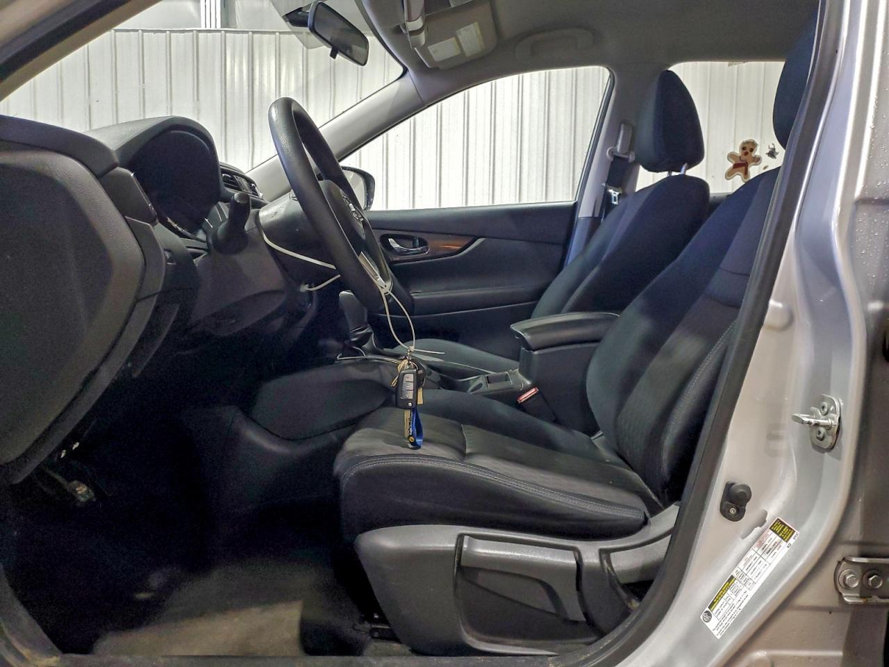 2017 Nissan Rogue S VIN: JN8AT2MV7HW263631 Lot: 94630965