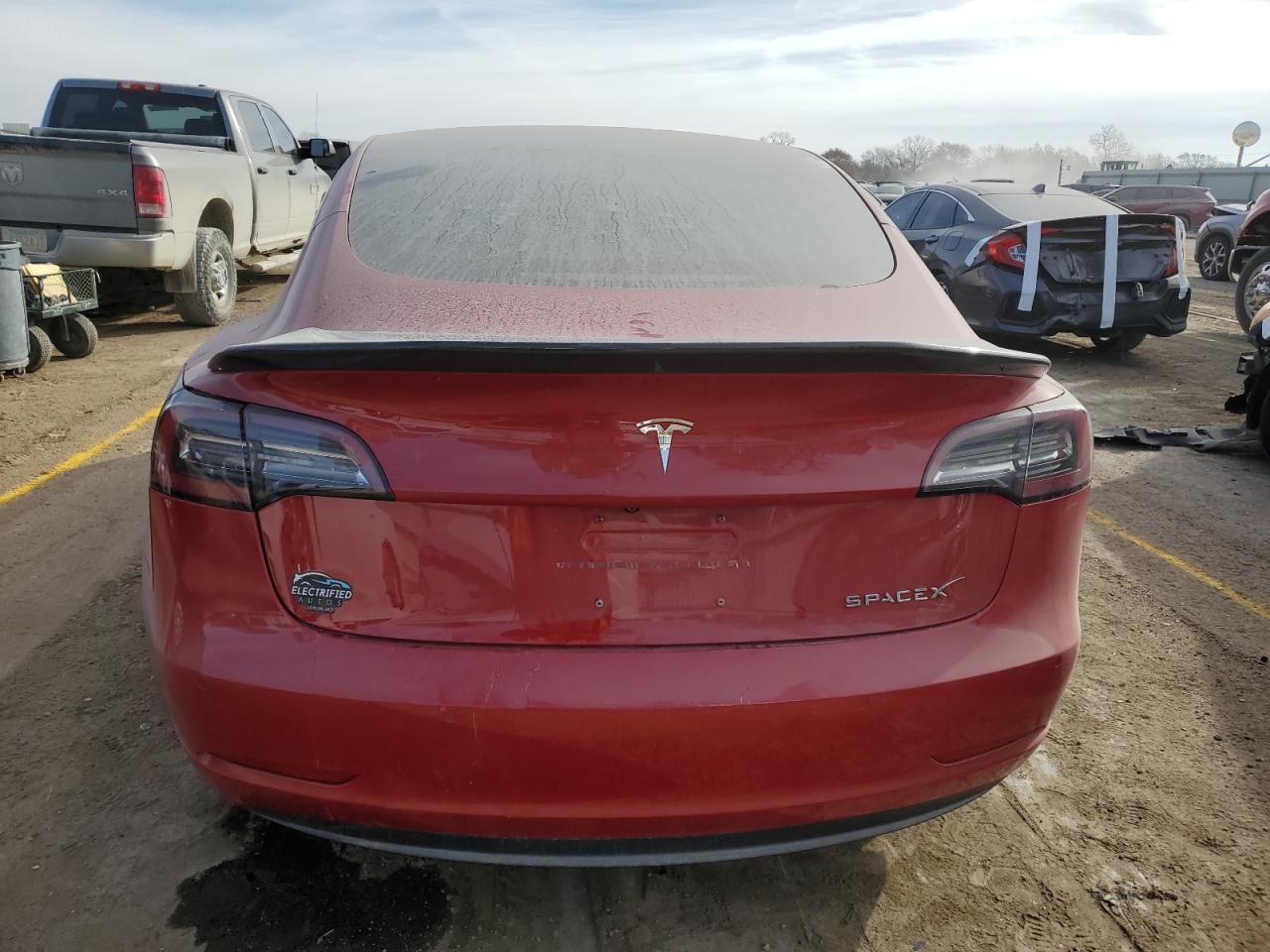 2018 Tesla Model 3 VIN: 5YJ3E1EB5JF075326 Lot: 92486585