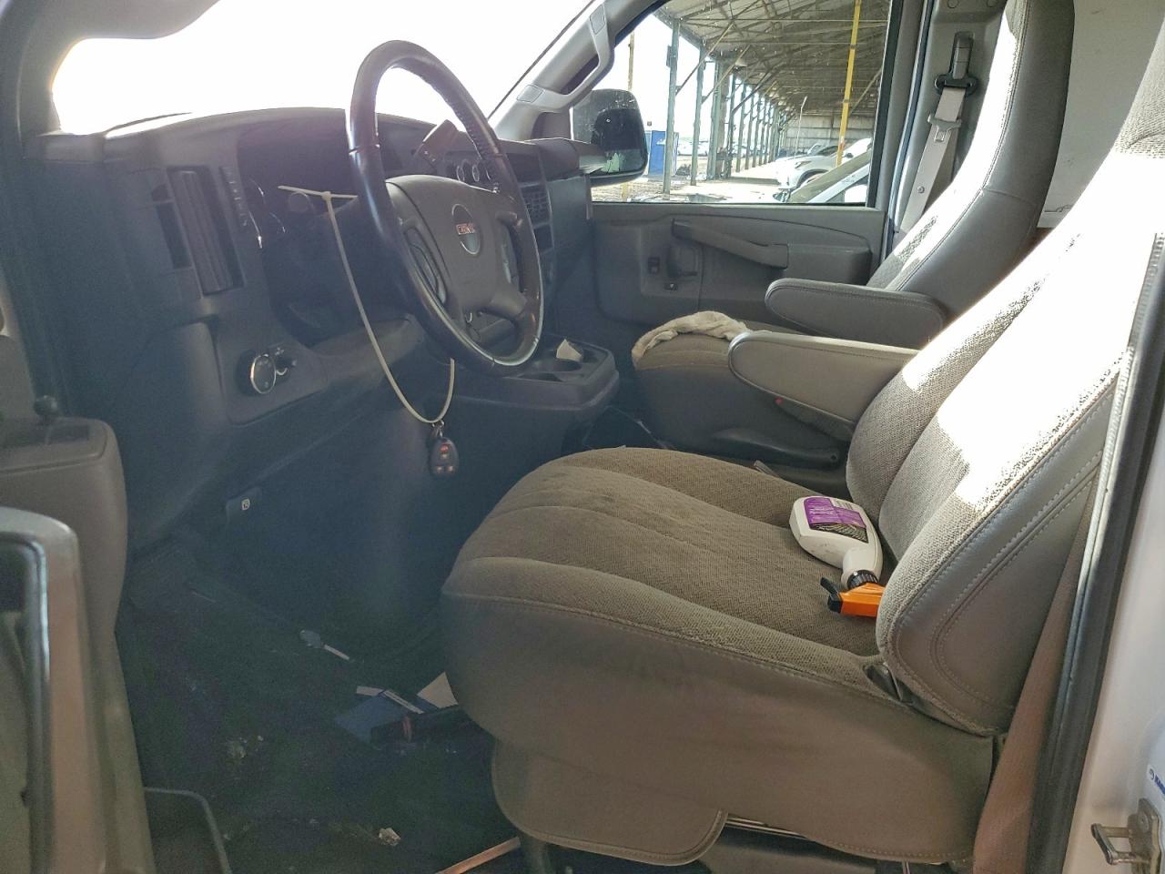 2023 GMC Savana G2500 VIN: 1GTW7AFP1P1176401 Lot: 93673515