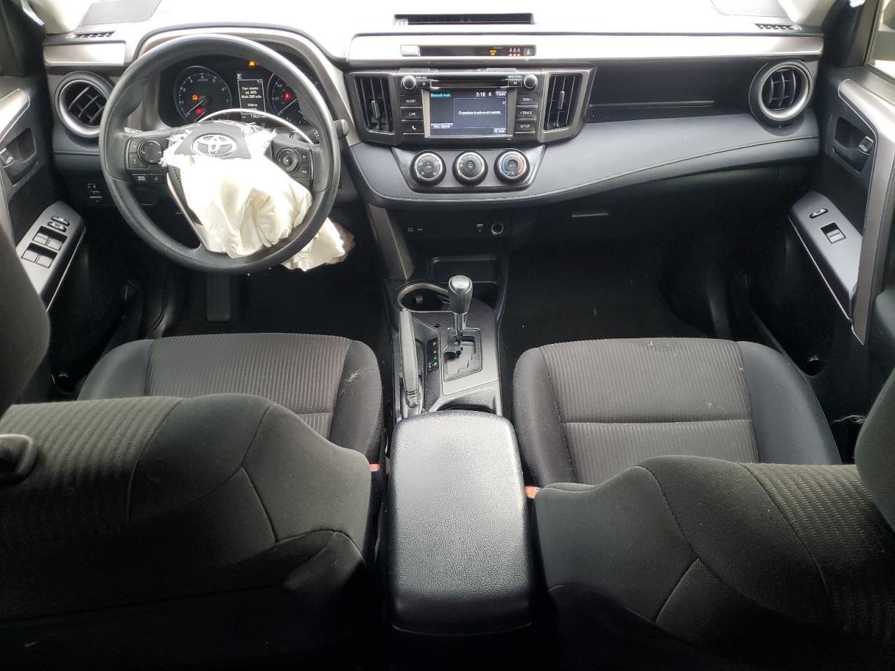 2018 Toyota Rav4 Le VIN: JTMBFREV4JJ218034 Lot: 92958815