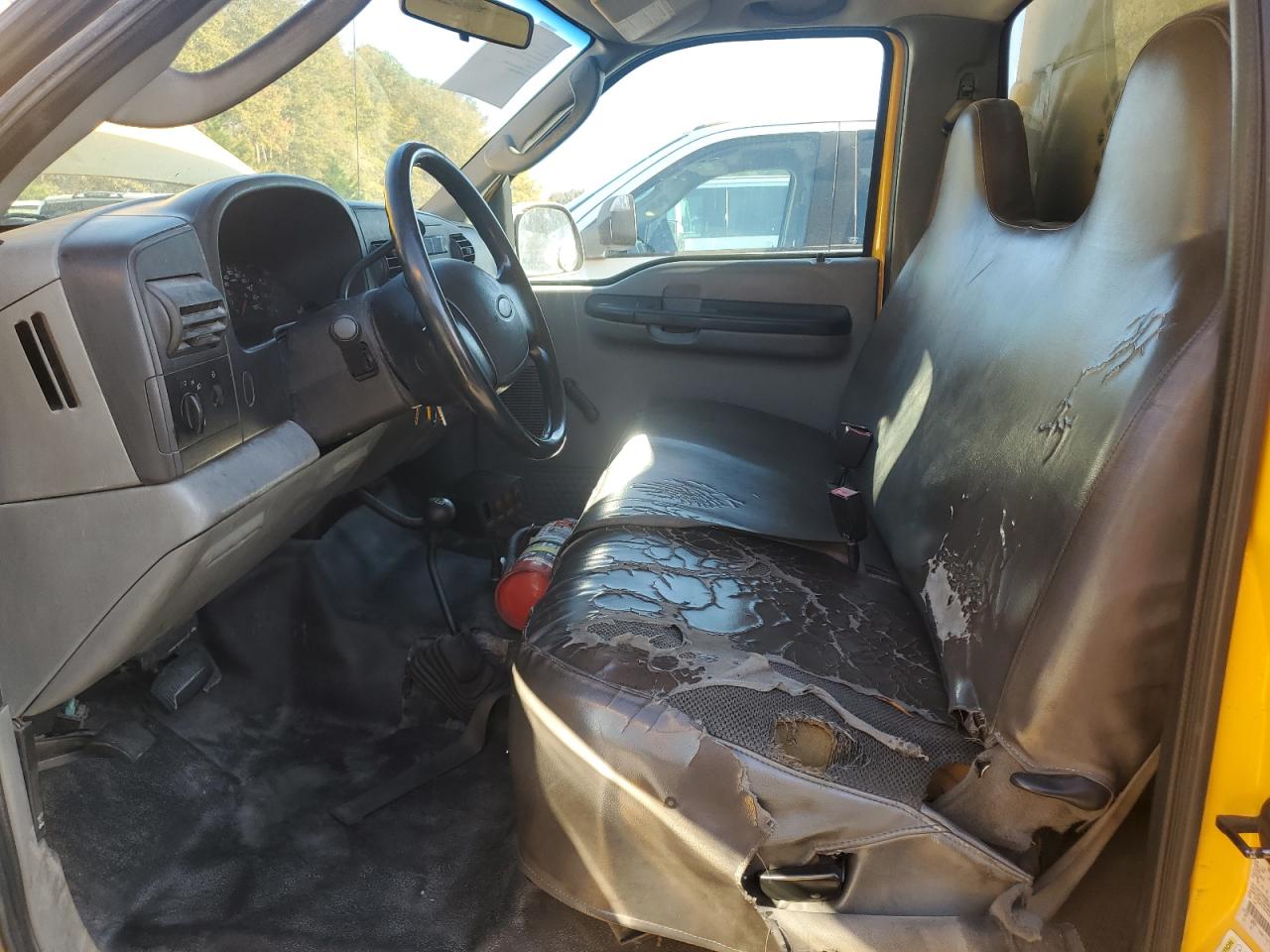 2007 Ford F350 Srw Super Duty VIN: 1FTWF31557EA84172 Lot: 93237545