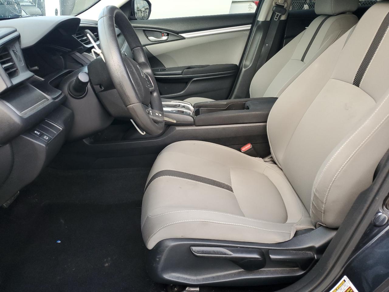 2018 Honda Civic Lx VIN: 2HGFC2F54JH609686 Lot: 93593105