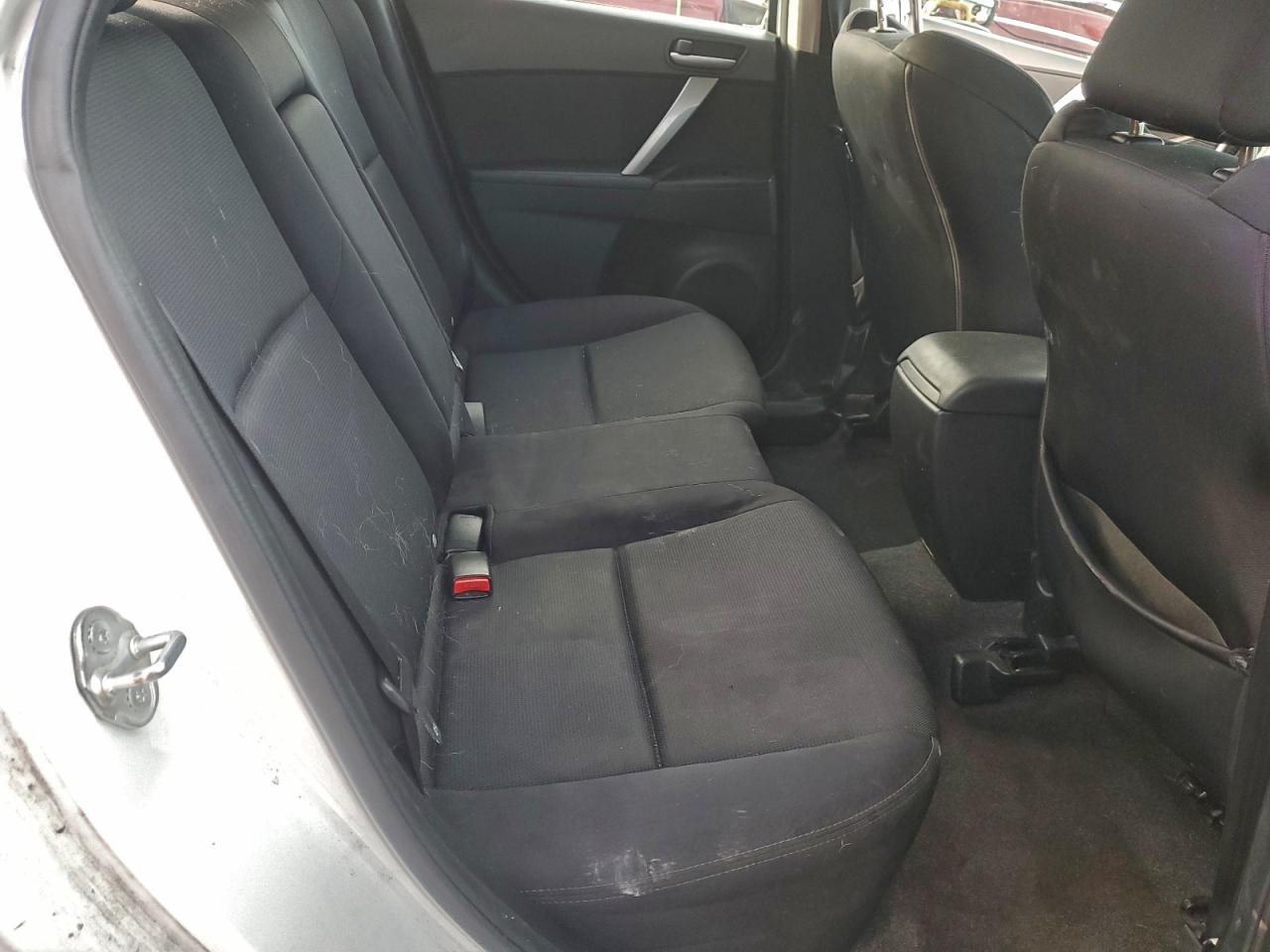 2011 Mazda 3 S VIN: JM1BL1K58B1457800 Lot: 93648365