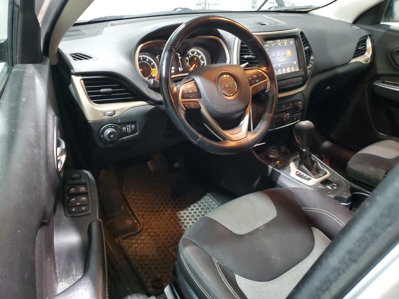 2014 Jeep Cherokee Latitude VIN: 1C4PJMCS6EW228010 Lot: 92225715