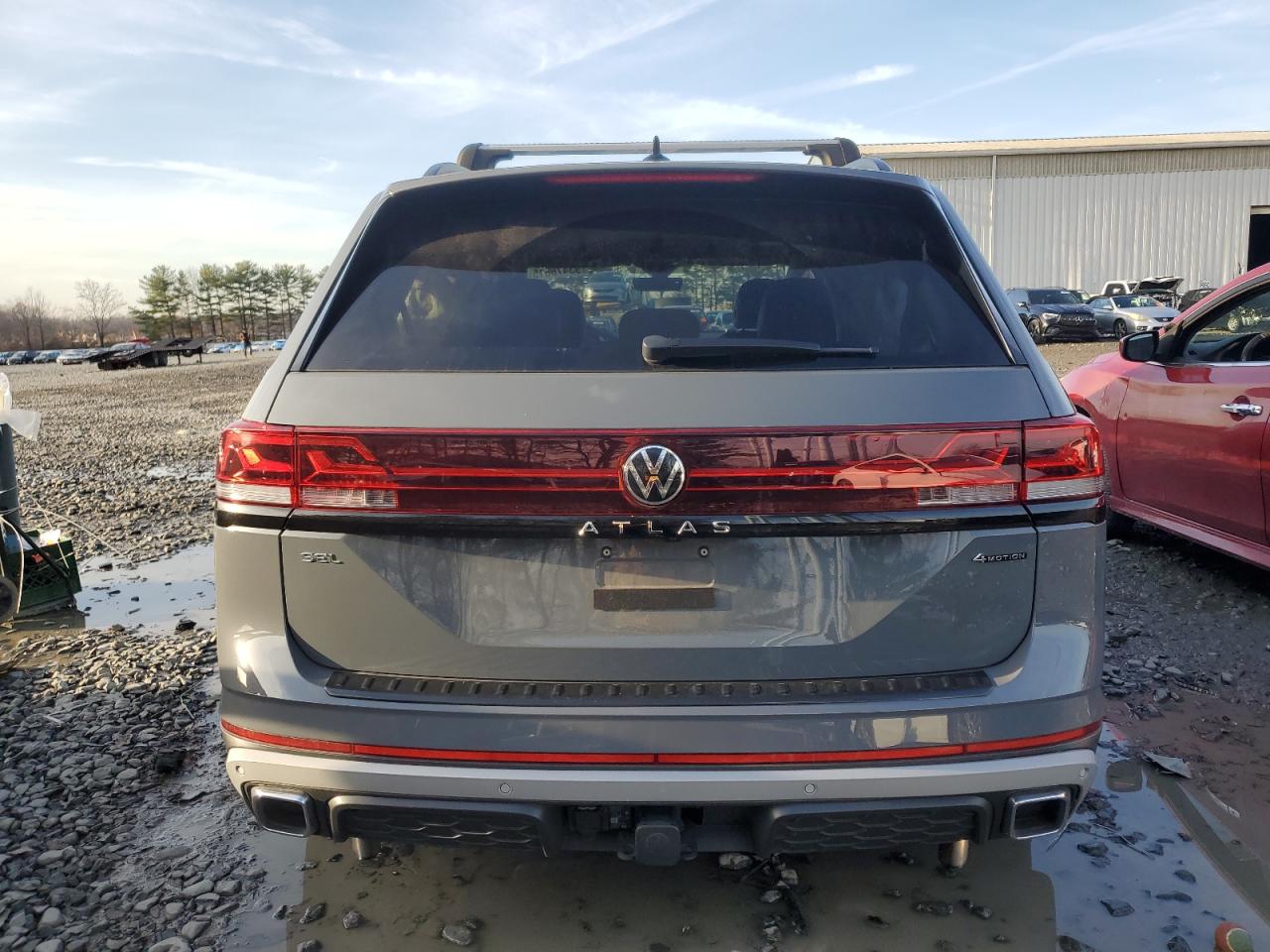 2024 Volkswagen Atlas Peak Edition Sel VIN: 1V2GR2CA8RC567636 Lot: 93476615
