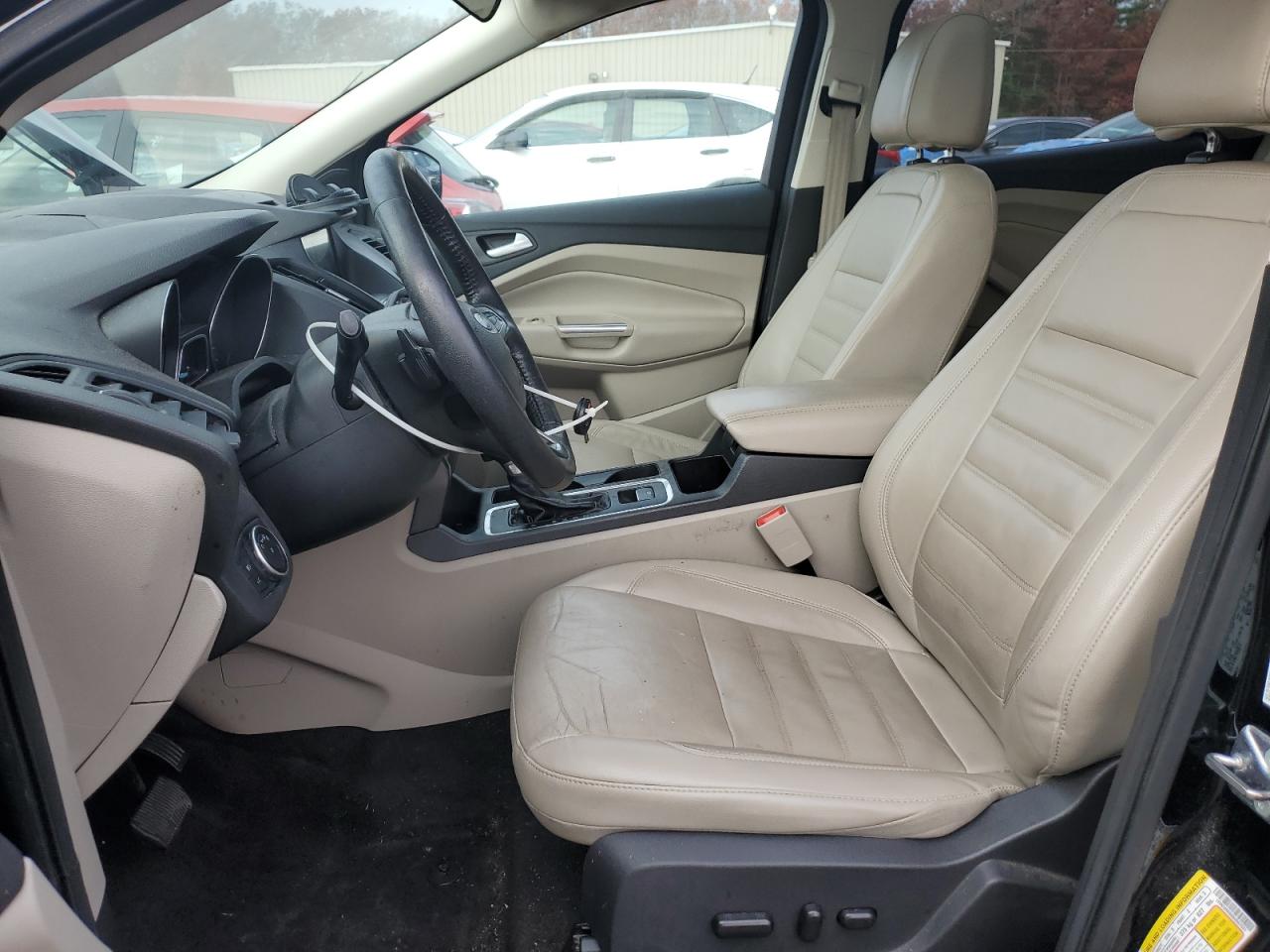 2017 Ford Escape Se VIN: 1FMCU9G9XHUD67921 Lot: 92053695