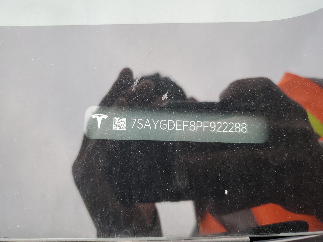 2023 Tesla Model Y VIN: 7SAYGDEF8PF922288 Lot: 85192125