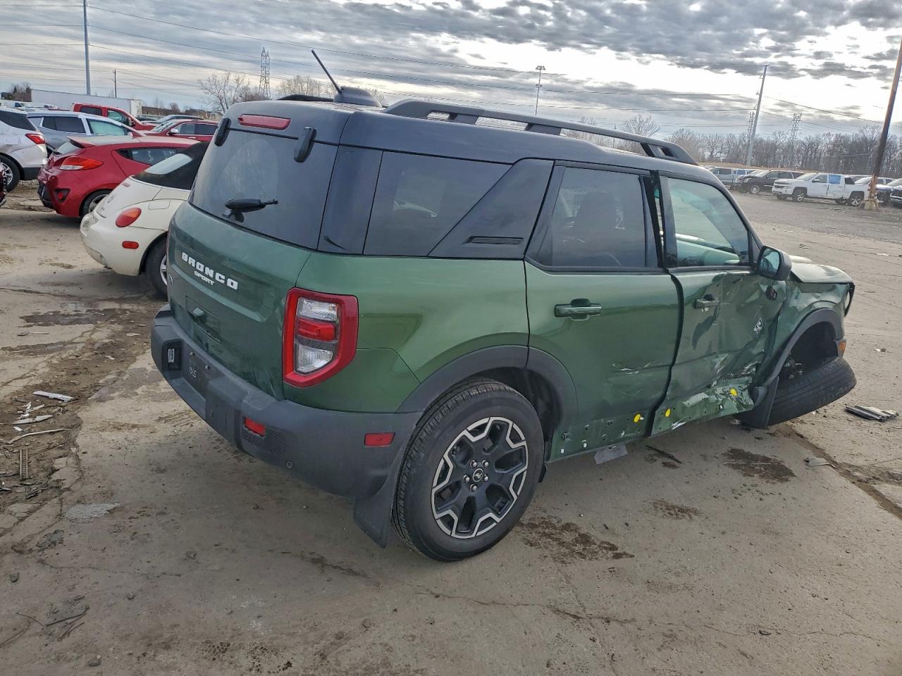 2025 Ford Bronco Sport Outer Banks VIN: 3FMCR9CN4SRE01015 Lot: 94278455