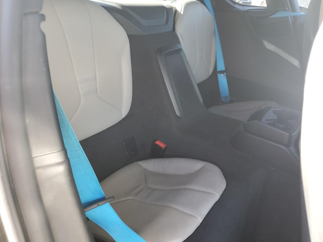 Фото: WBY2Z2C52FV392684