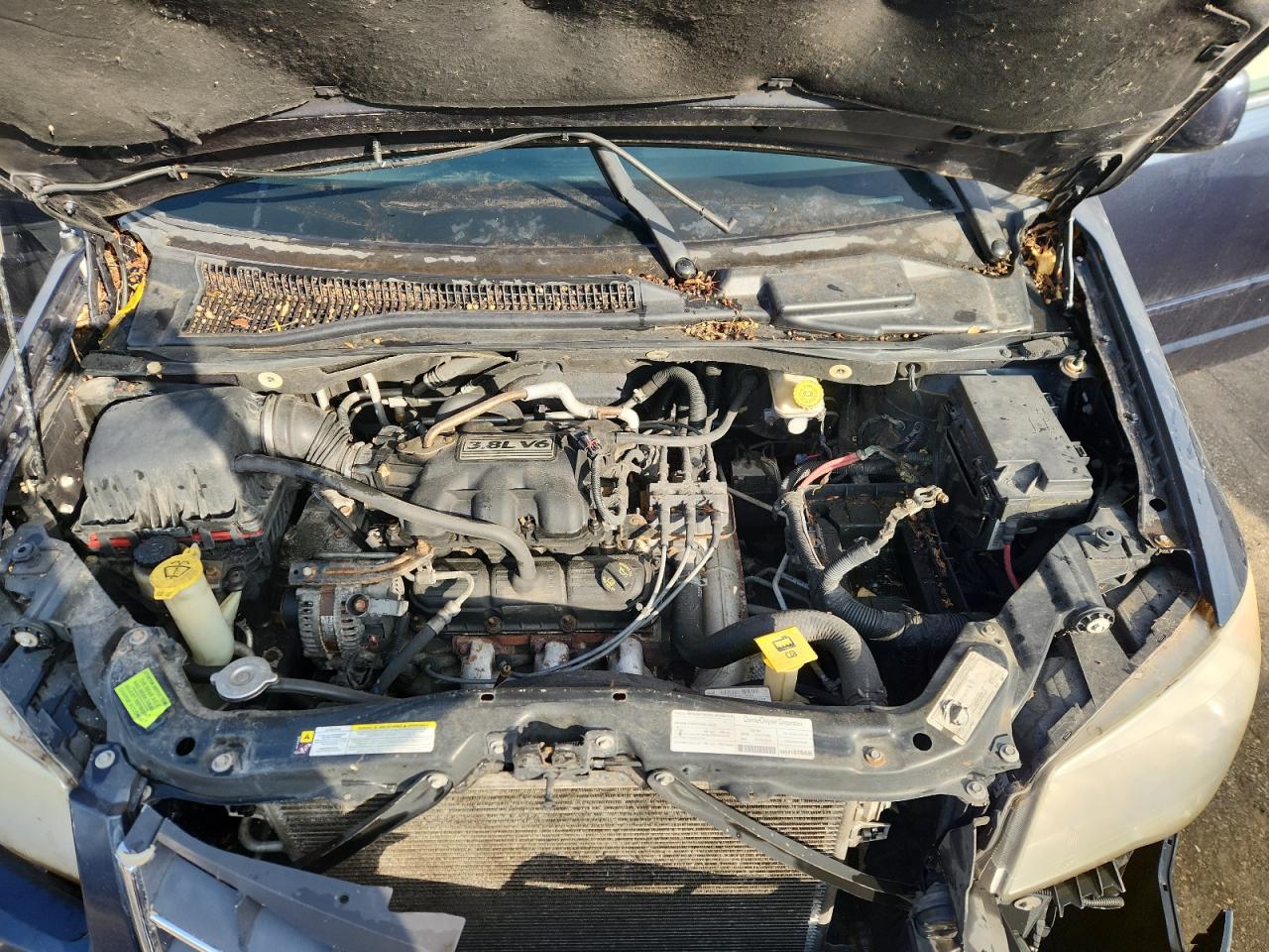 2008 Chrysler Town & Country Touring VIN: 2A8HR54P28R738938 Lot: 90613655