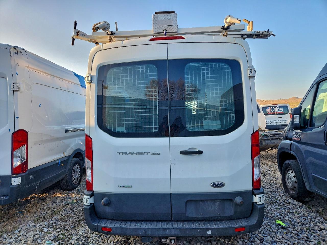 2015 Ford Transit T-250 VIN: 1FTNR2CG3FKA49691 Lot: 93141145