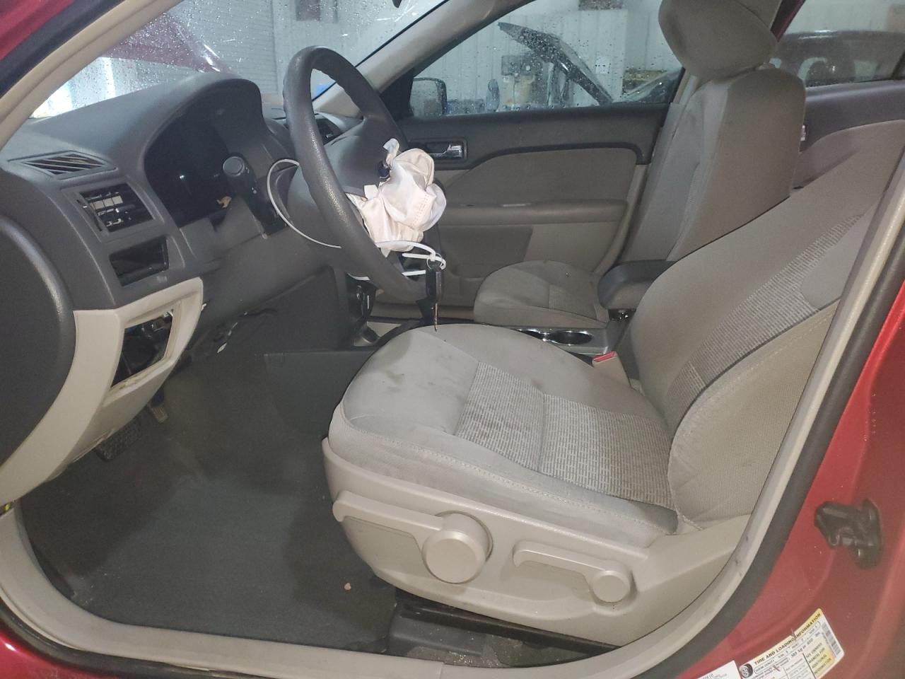 2010 Ford Fusion S VIN: 3FAHP0GA1AR409550 Lot: 93130545