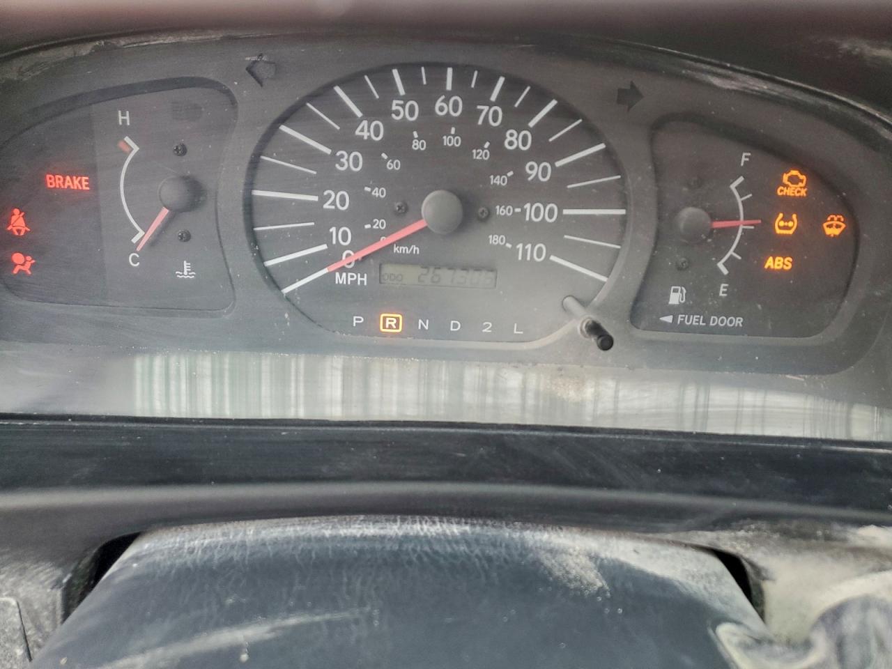 2000 Toyota Sienna Ce VIN: 4T3GF19C7YU208061 Lot: 94363435