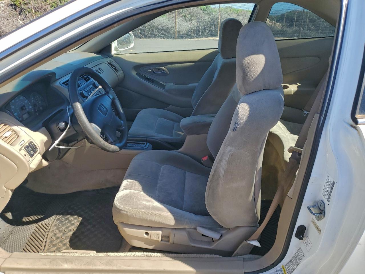 2001 Honda Accord Ex VIN: 1HGCG32511A004462 Lot: 94363895