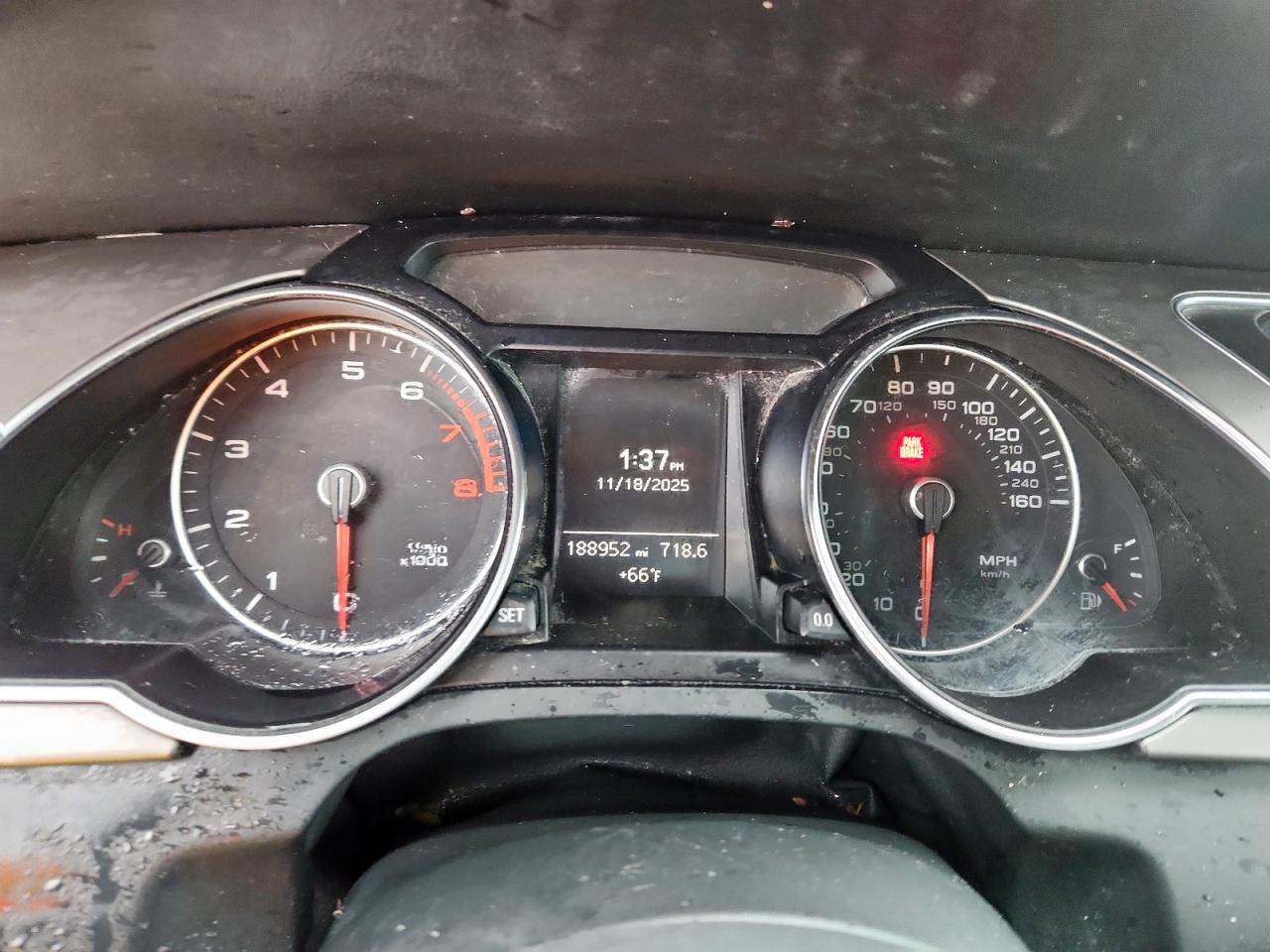 2013 Audi A5 Premium VIN: WAUCFAFH6DN008401 Lot: 93736965