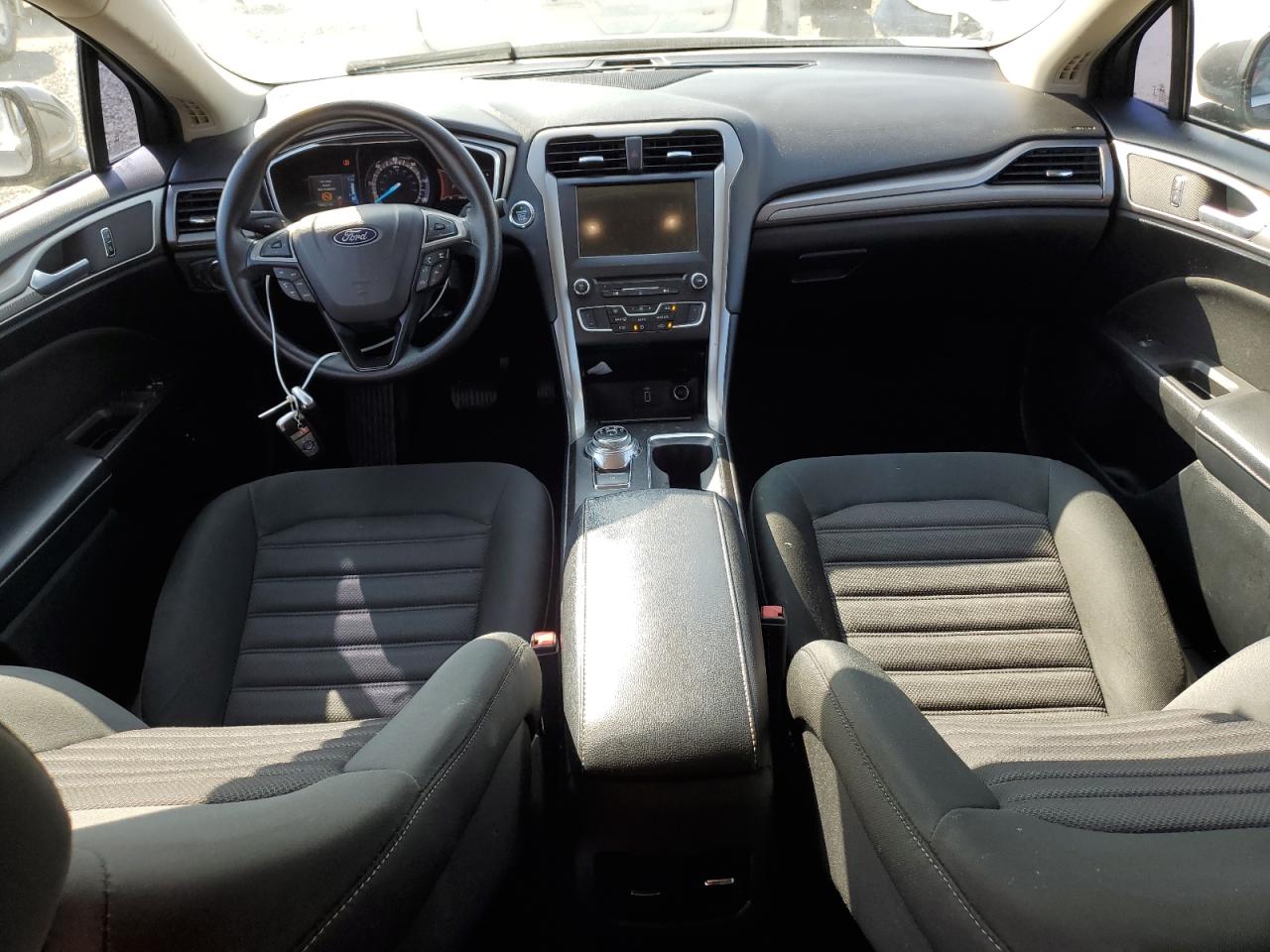 2018 Ford Fusion Se Hybrid VIN: 3FA6P0LUXJR273121 Lot: 90753475