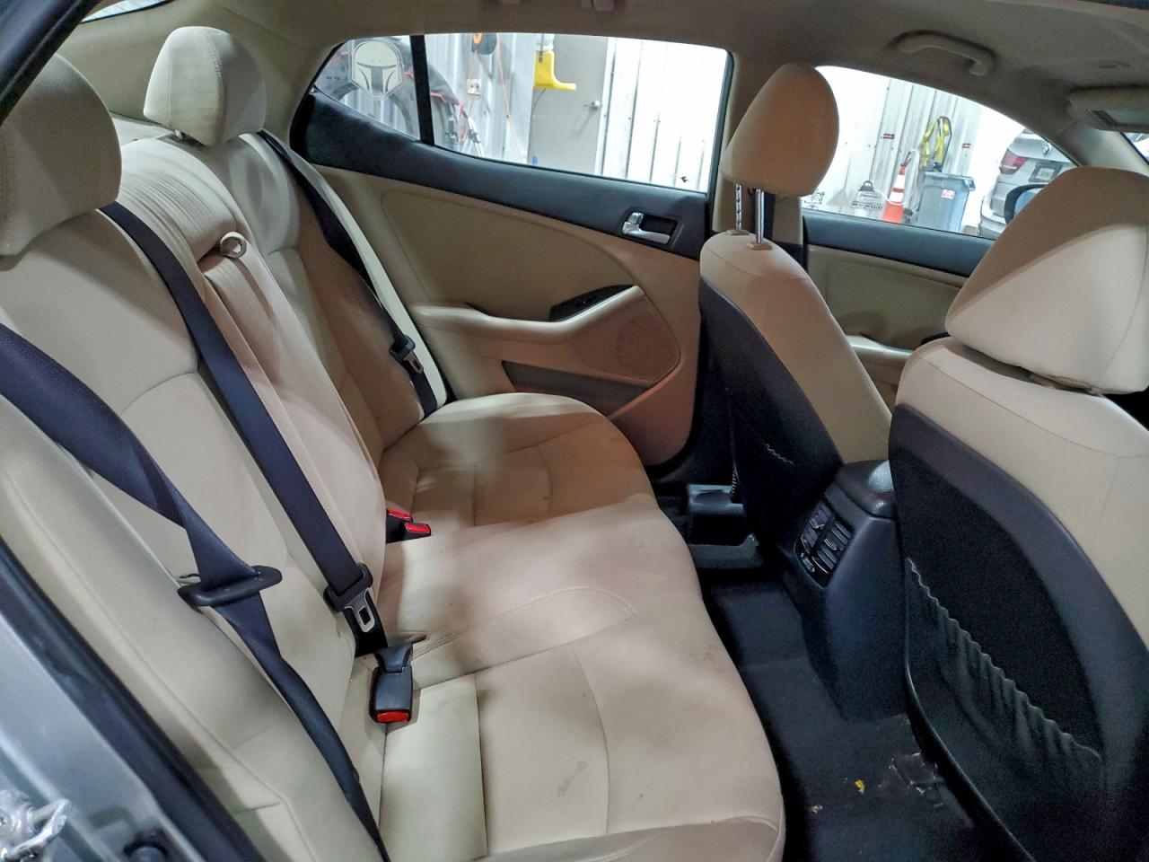 2014 Kia Optima Hybrid VIN: KNAGM4AD6E5075661 Lot: 94282475