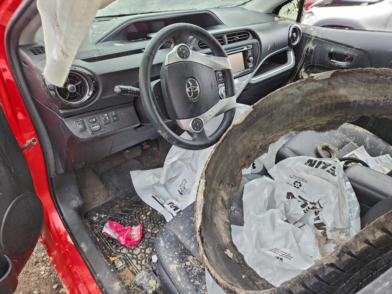 2016 Toyota Prius C VIN: JTDKDTB32G1129755 Lot: 93060855